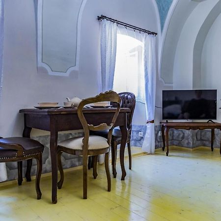 Apartman Charlotte V Dome So Studnou Na Streche Banska Stiavnica Exterior foto